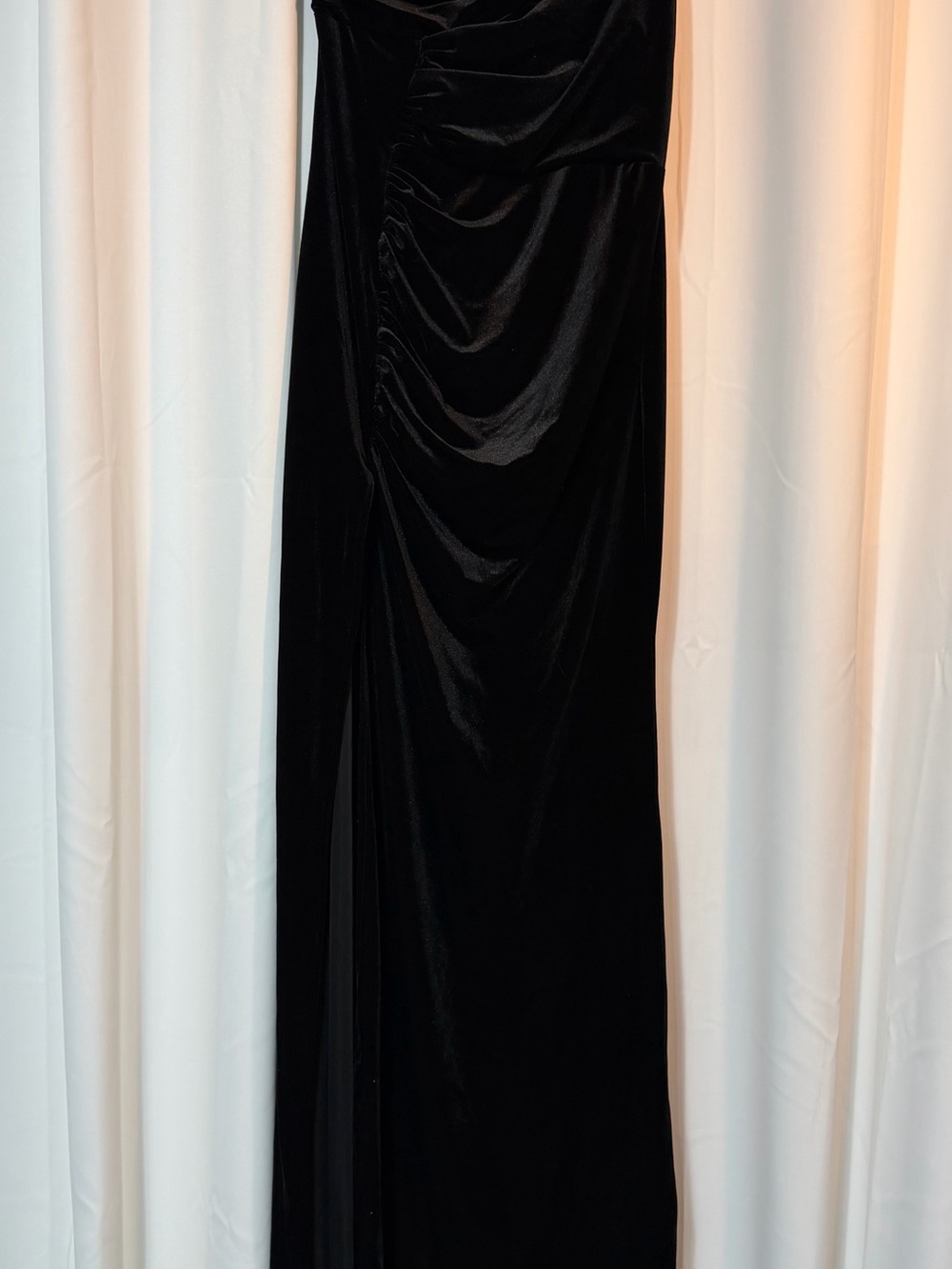 Whimsigoth One-Shoulder Black Stretch Velvet Gown with Train Ruching SZXL R2